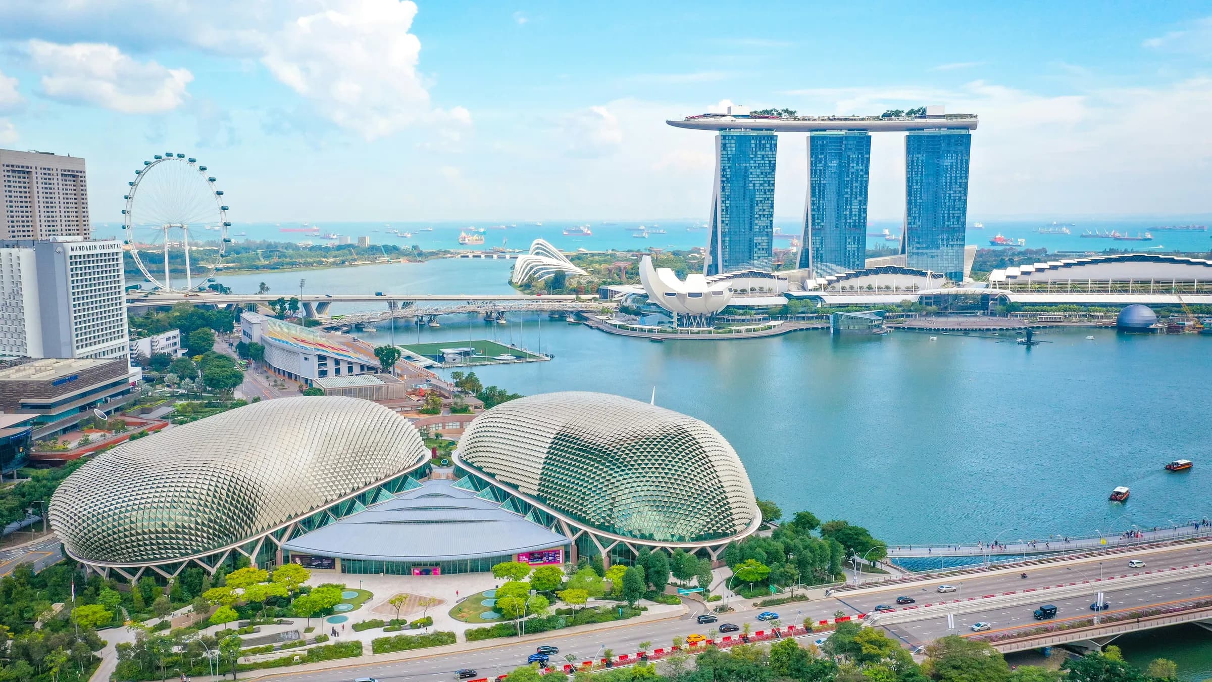 Marina Bay Sands und Esplanade in Singapur