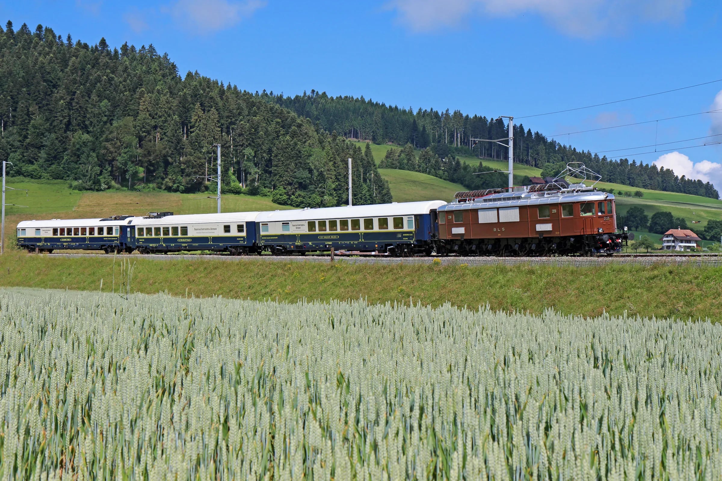 Prestige Continental-Express - Image 6