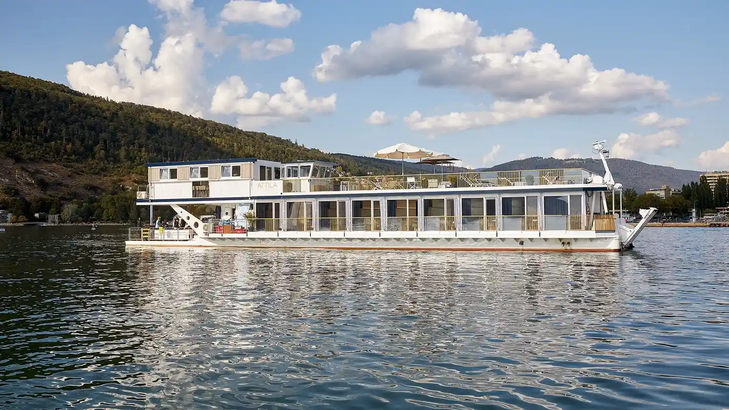 Time-out Cruises · Dienstag – Donnerstag